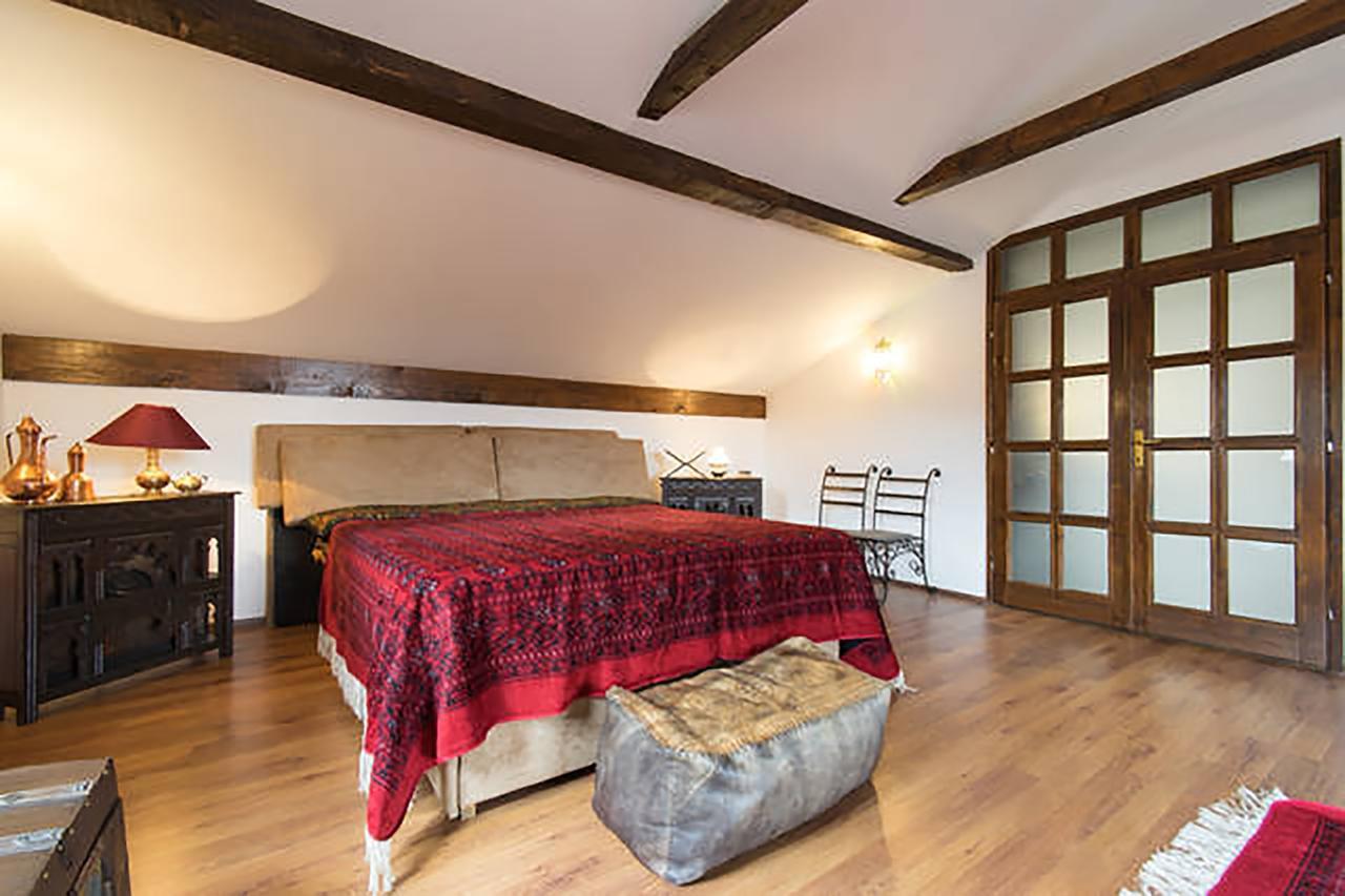 Old Town Apartment Sarajevo Bagian luar foto